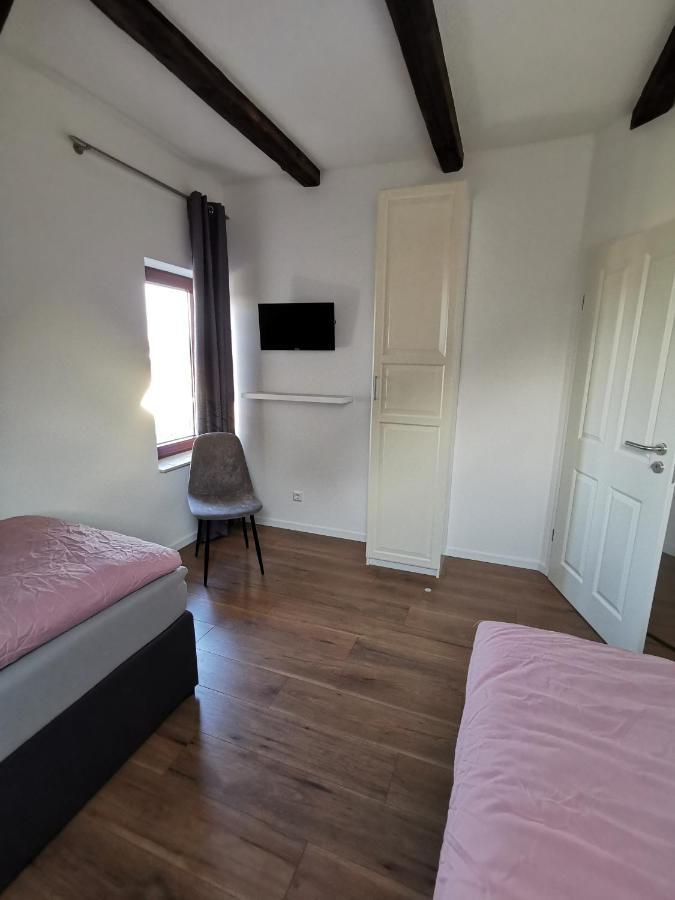 Fewo Rohleder De Mit 130M2 Und Garten Fuer 6Pers Mit 2 Bad Cottbus Extérieur photo